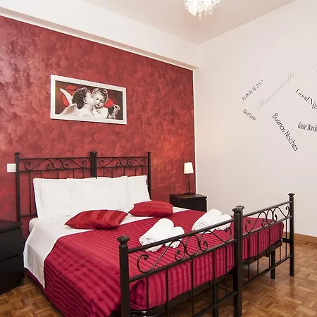 Happy House Apartment